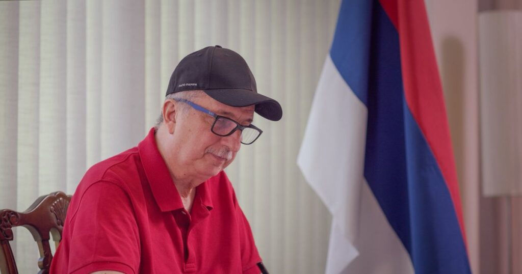 hugo-passalacqua-firma-misiones.jpg